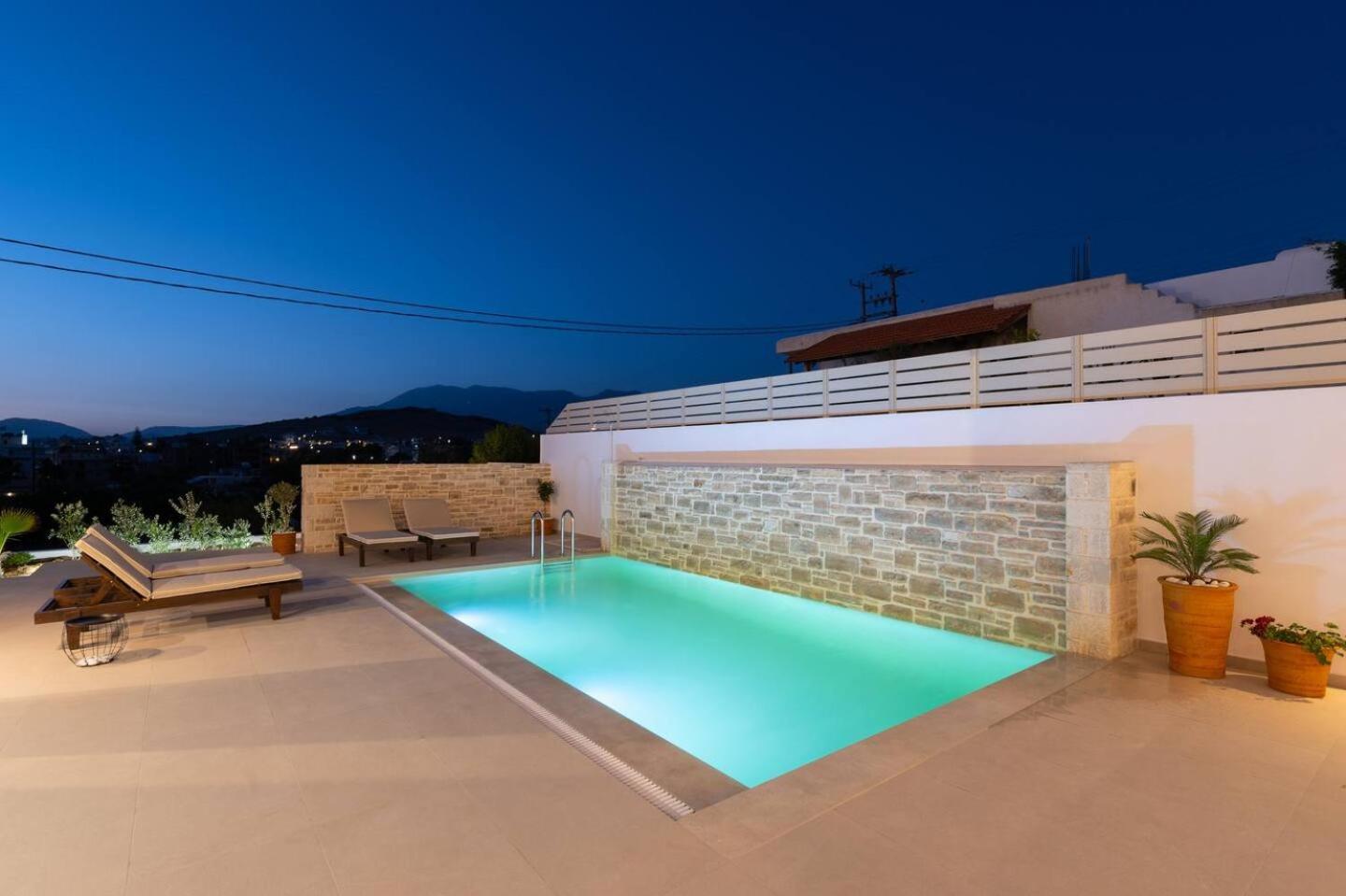 Ammokrinos Luxury Homes,150M From The Beach Kalamaki  Eksteriør billede